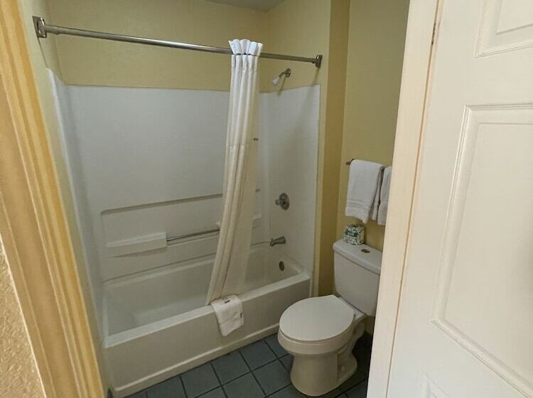 酒店 Gun Barrel Executive Inn