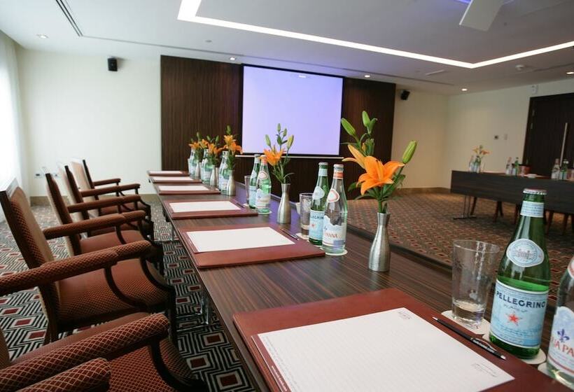 Отель Elite Byblos