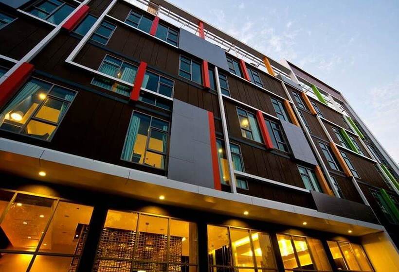 Fx Hotel Metrolink Makkasan