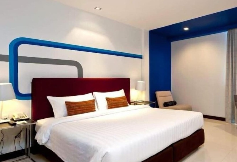 Fx Hotel Metrolink Makkasan