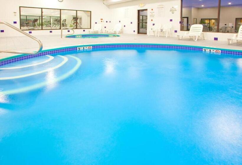 Holiday Inn Express Hotel & Suites Elkins By Ihg