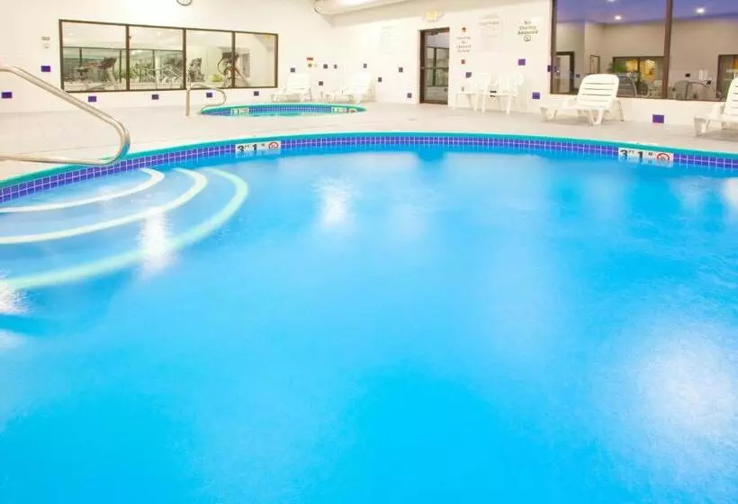 Holiday Inn Express Hotel & Suites Elkins By Ihg