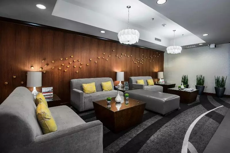 Отель Holiday Inn Express Conway, An Ihg