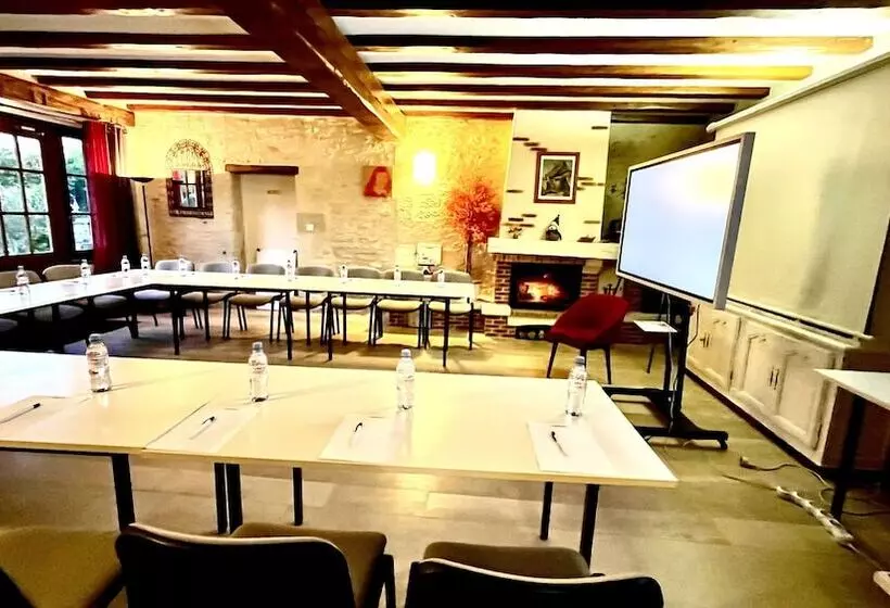 فندق Le Pigeonnier Du Perron Hôtel