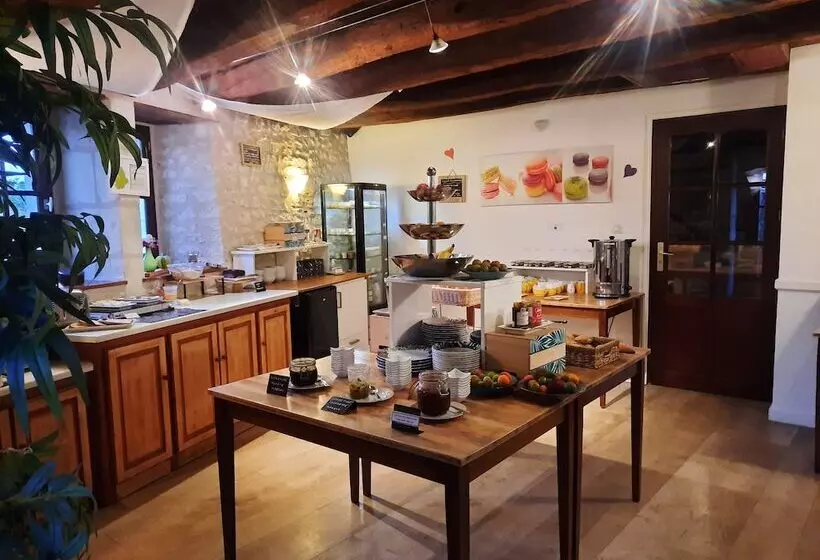 فندق Le Pigeonnier Du Perron Hôtel