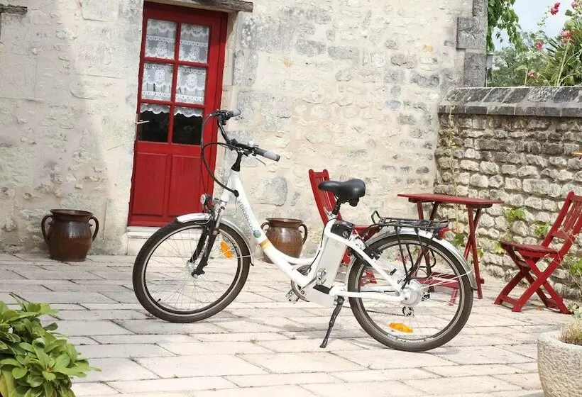 فندق Le Pigeonnier Du Perron Hôtel