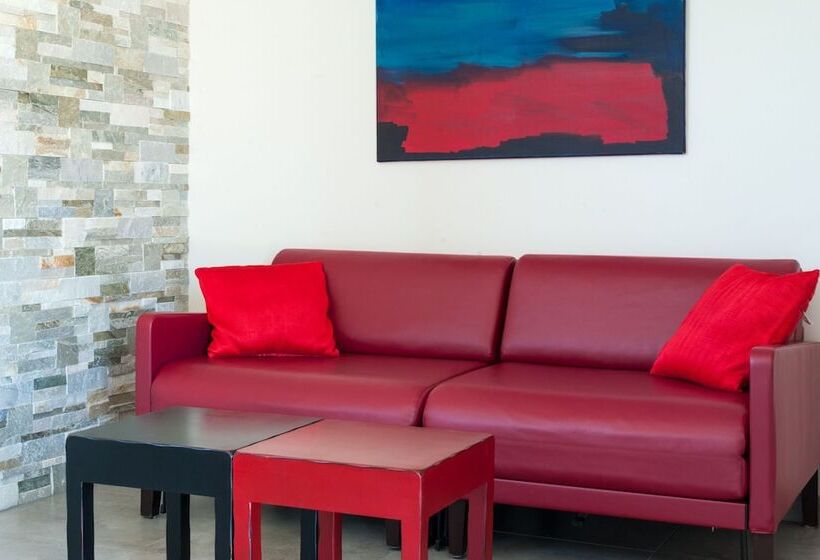 בית מלון כפרי Le Pigeonnier Du Perron Hôtel