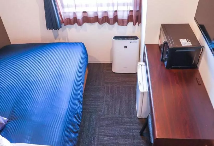 Hotel Livemax Chiba Minato Eki Mae