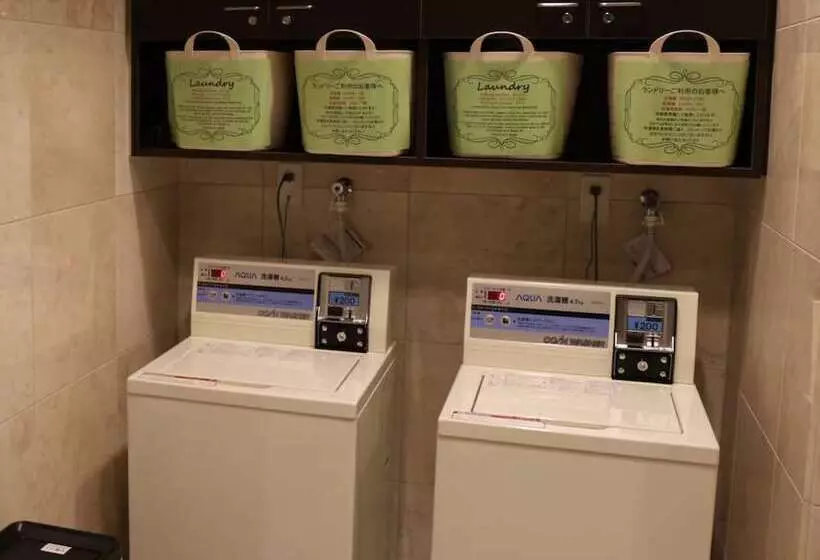 Hotel Livemax Chiba Minato Eki Mae