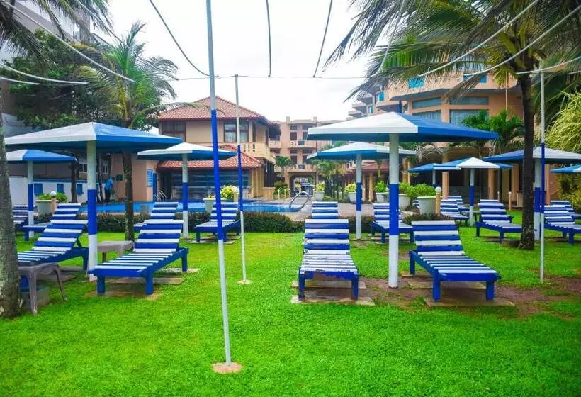 ホテル Rani Beach