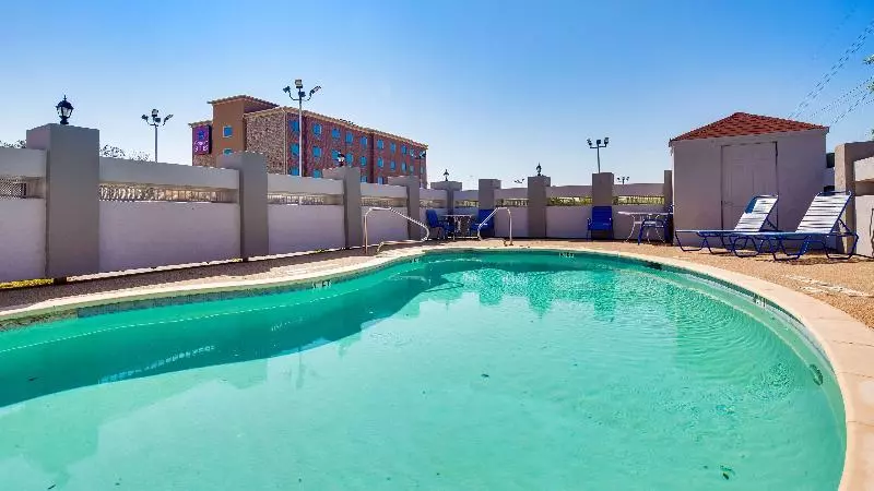 호텔 Surestay Plus By Best Western Fort Worth Benbrook