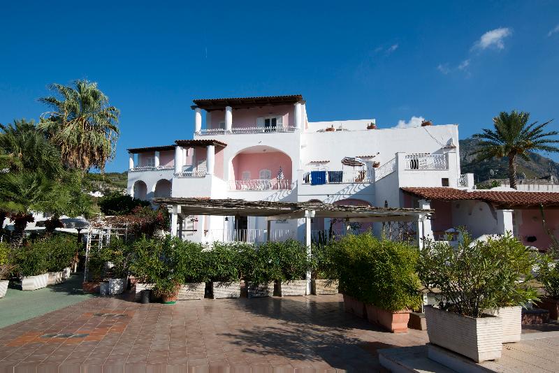 בית מלון כפרי Terme Colella