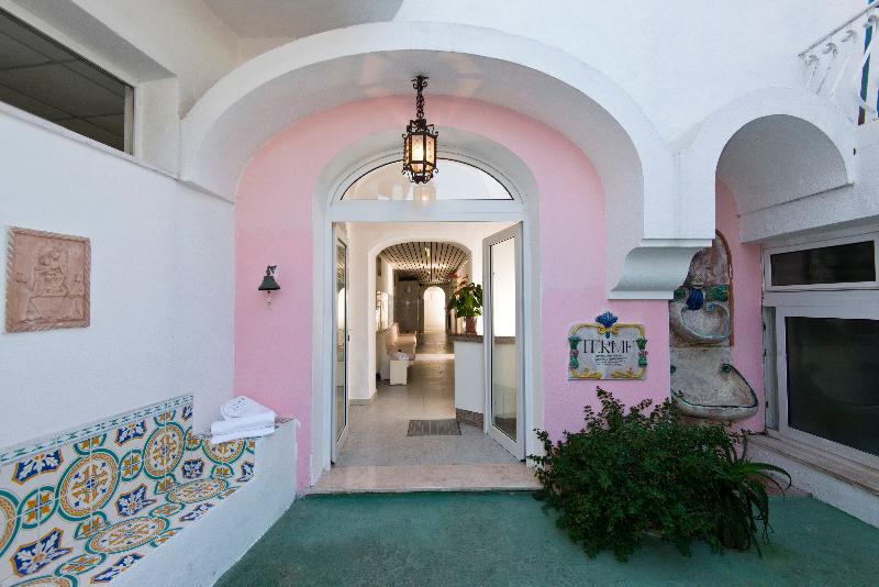 בית מלון כפרי Terme Colella