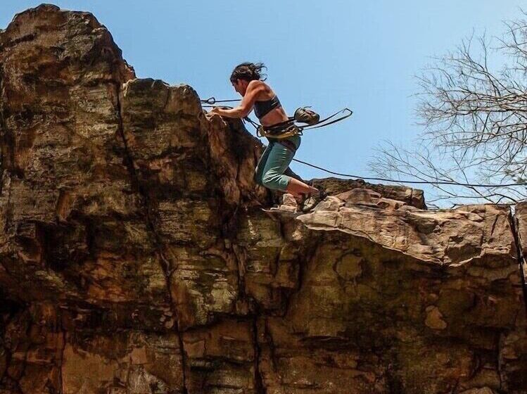 Отель The Smoke House Lodge