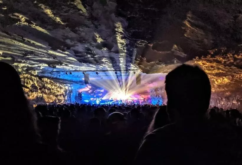 호텔 The Smoke House Lodge