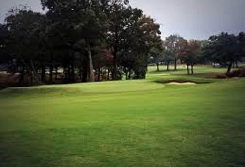 호텔 The Smoke House Lodge