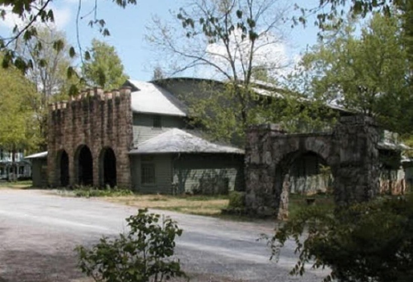 호텔 The Smoke House Lodge