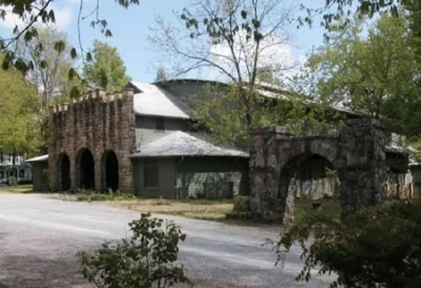 호텔 The Smoke House Lodge