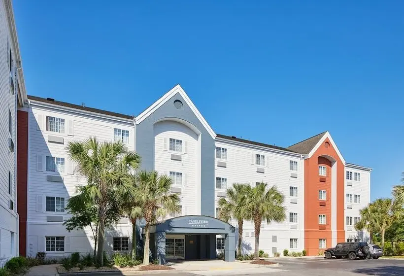 ホテル Candlewood Suites Charleston Northwoods, An Ihg