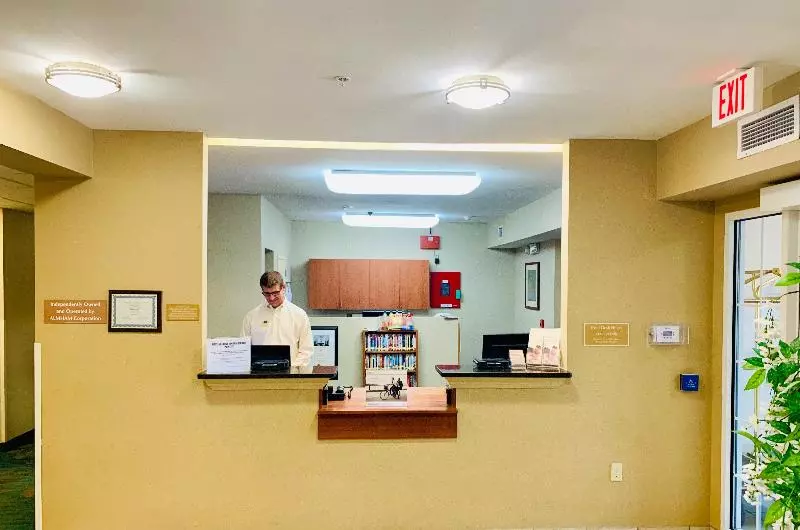 Отель Candlewood Suites Hot Springs, An Ihg