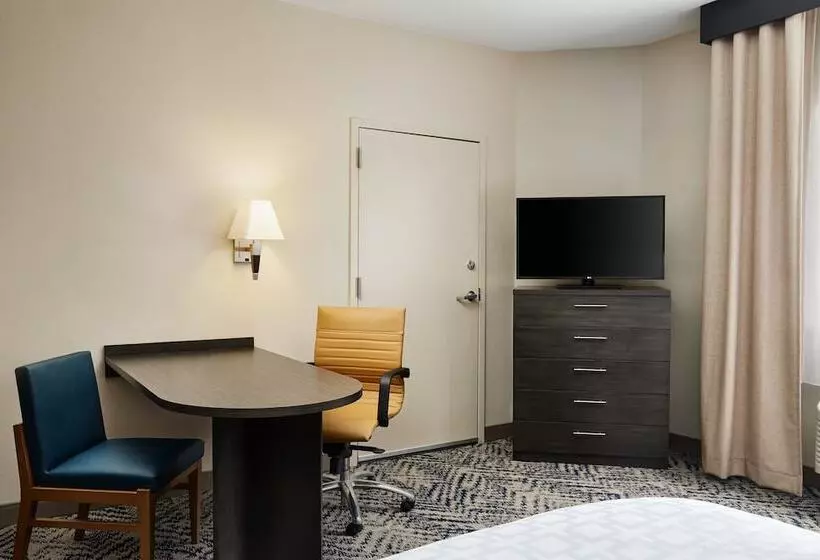 호텔 Candlewood Suites Charleston Northwoods, An Ihg