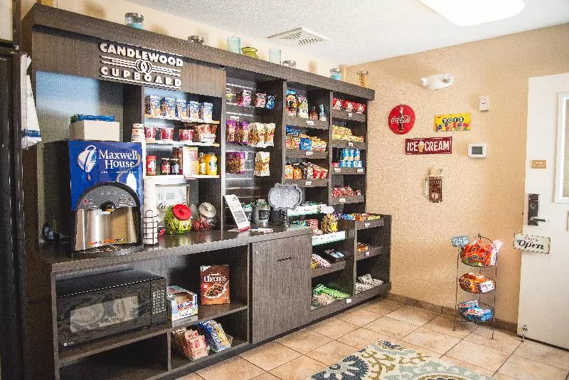 Отель Candlewood Suites Loveland, An Ihg