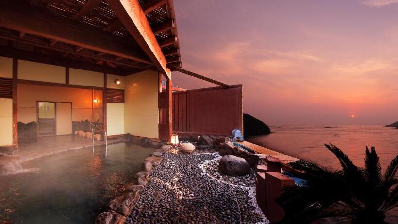 Отель Hirado Kaijyo