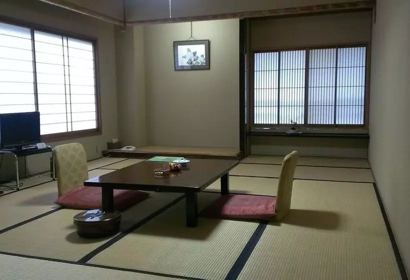 בית מלון כפרי Karamatsuso