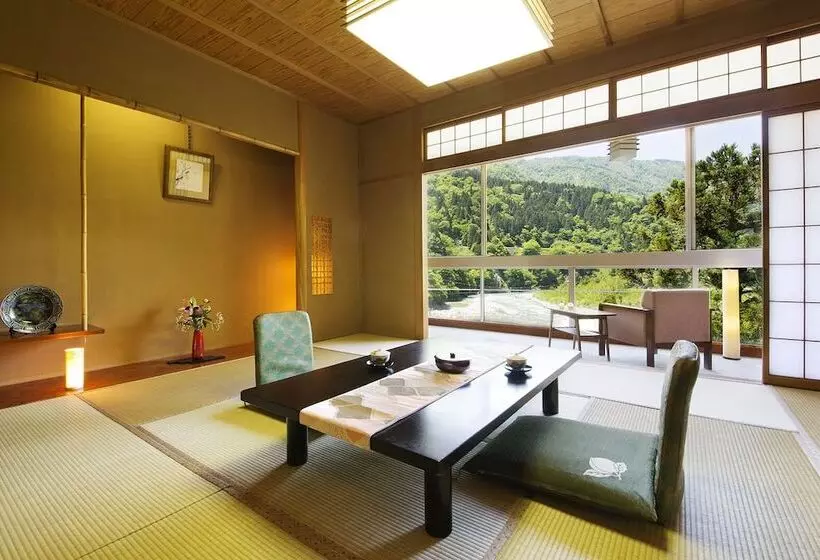 Hotel Kurobe Unazukionsen Togen