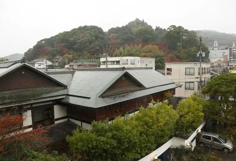 בית מלון כפרי Kyotoya