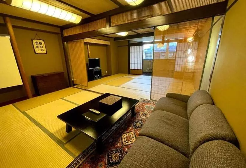 בית מלון כפרי Kyotoya