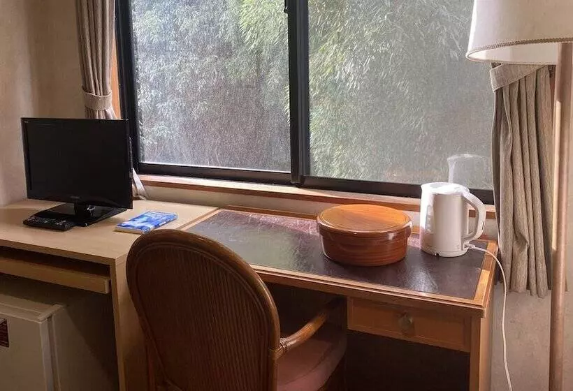 Отель Misasaonsen Kouraku