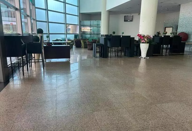 Hotel Oriental Crystal