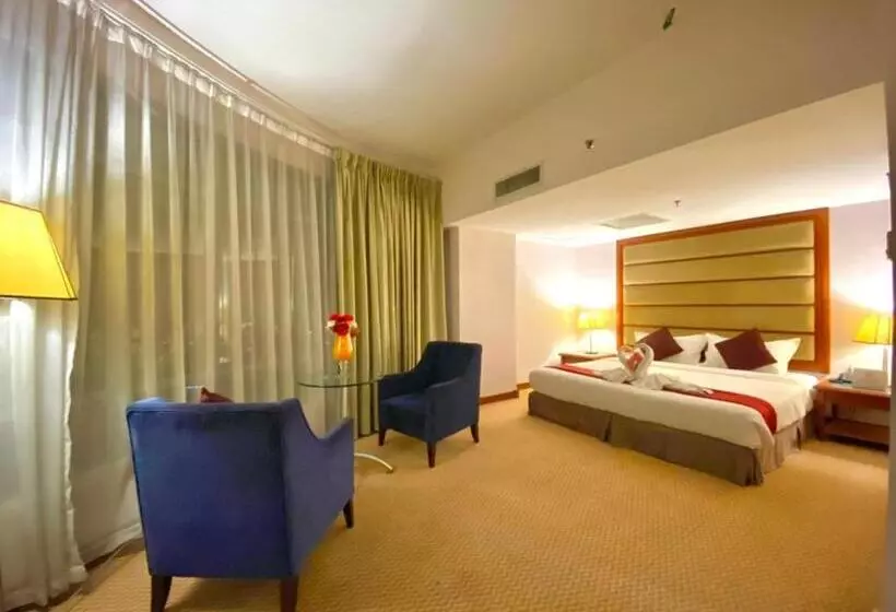 Hotel Oriental Crystal