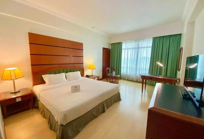 Hotel Oriental Crystal