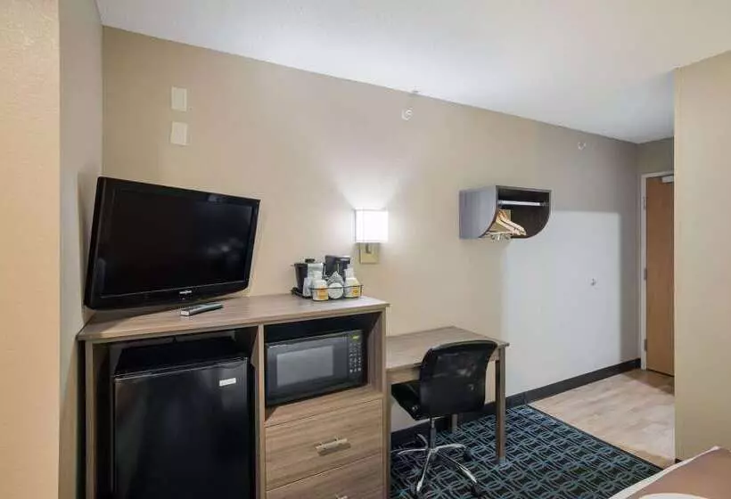 Sonesta Essential Hotels Blue Springs