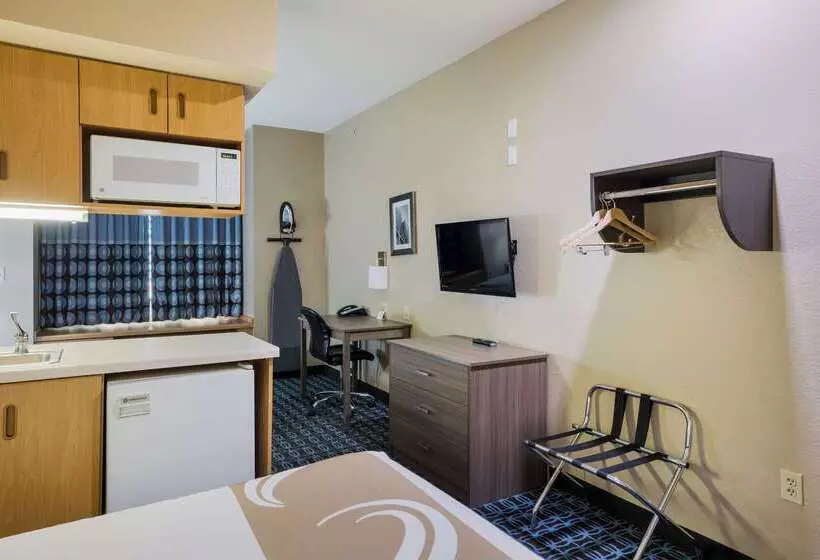 Sonesta Essential Hotels Blue Springs