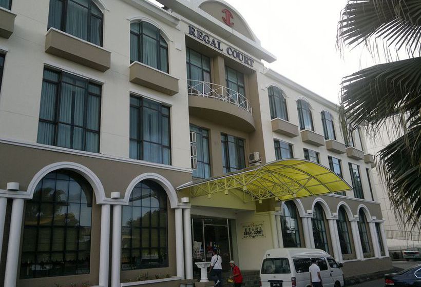 فندق Regal Court Kuching