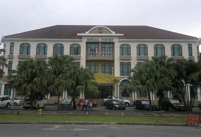 فندق Regal Court Kuching