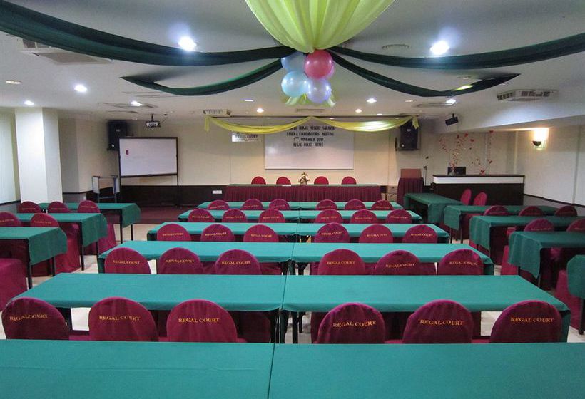 فندق Regal Court Kuching