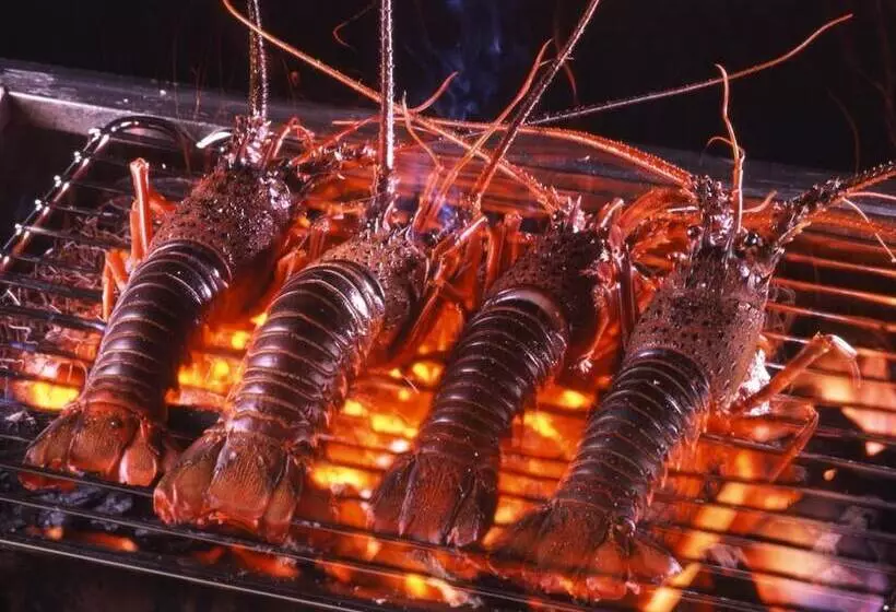 فندق Tabinoyado Ushionoakari Geiboso