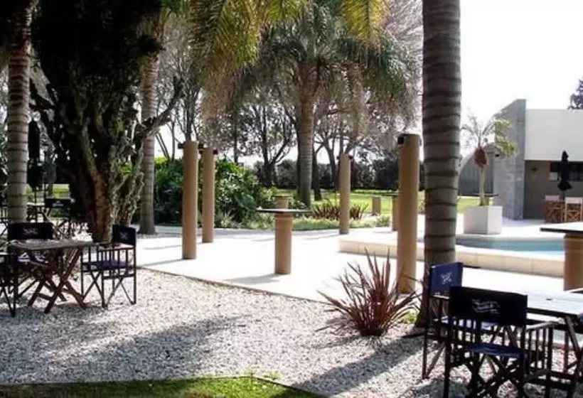 استراحتگاه De Campo Colon