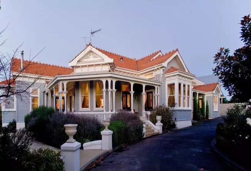 住宿加早餐 Mchardy Lodge