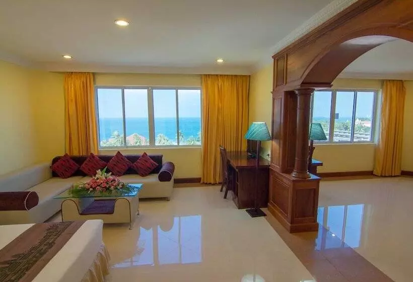 Golden Sea Hotel & Casino