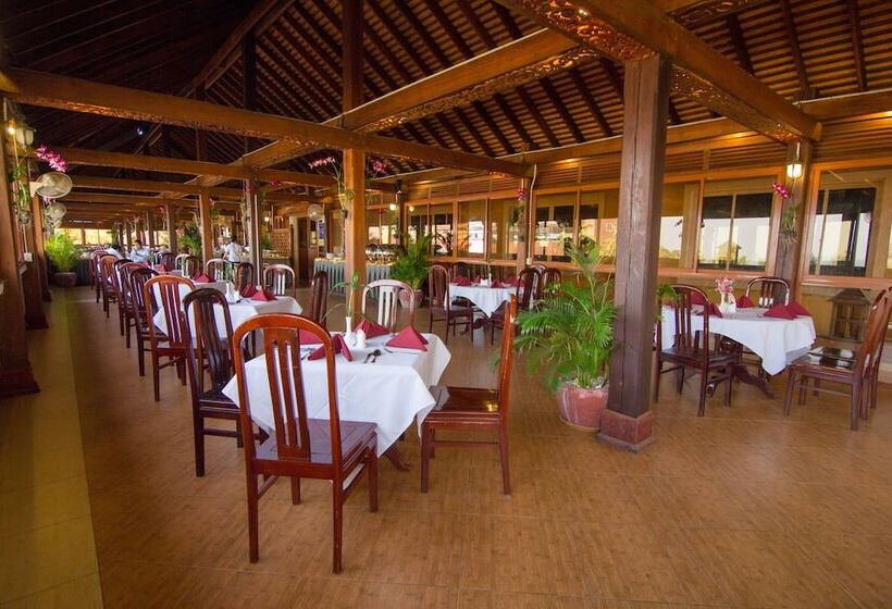 Golden Sea Hotel & Casino