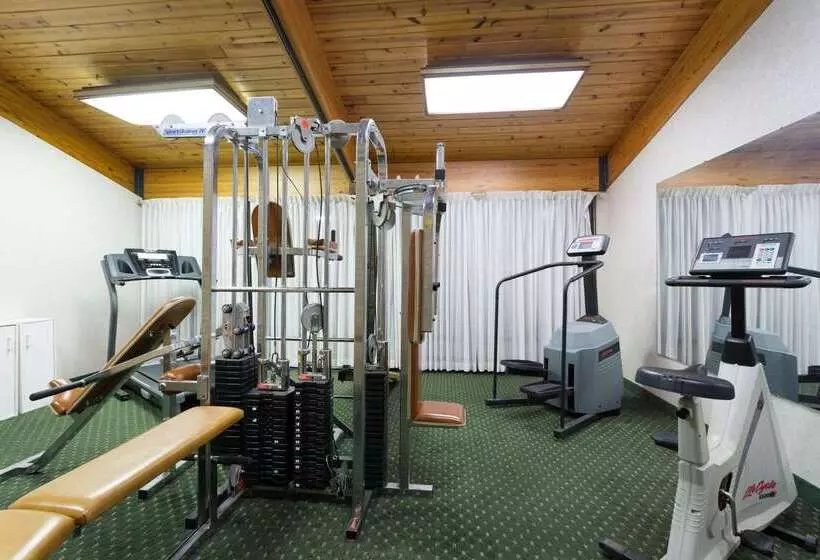 호텔 Days Inn & Conf Center By Wyndham Southern Pines Pinehurst