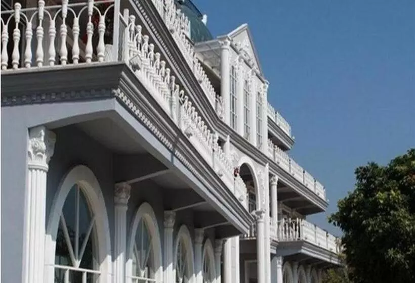 Hotel Dongguan Castfast