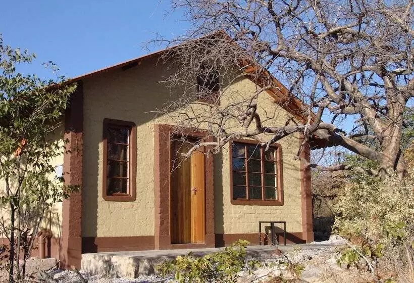 هتل Etosha Safari Campsite