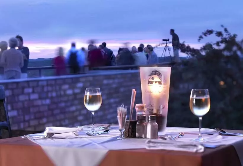 هتل Etosha Safari Campsite