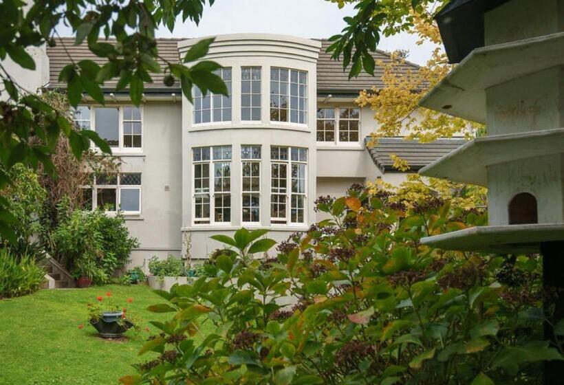 ホテル Greenmantle Estate